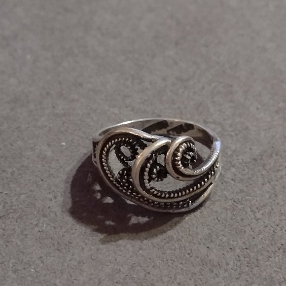 Vintage Sterling Israel Ring - Picture 4 of 8